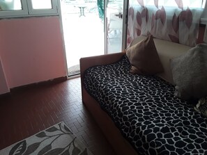 Phòng tập thể, 1 phòng ngủ, hiên | 1 phòng ngủ 