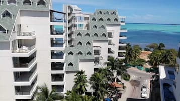 Apartment, 2 Bedrooms, Smoking, Ocean View | Bahagian luar