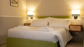 1 bedroom, desk, soundproofing, free WiFi