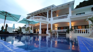 Villa, 4 camere da letto, fumatori, piscina privata | Piscina | Piscina all'aperto