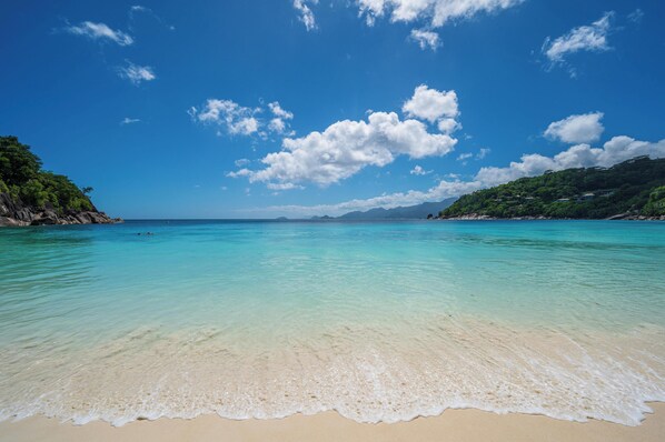 Villa, 4 Schlafzimmer, Raucher, eigener Pool | Strand | In Strandnähe