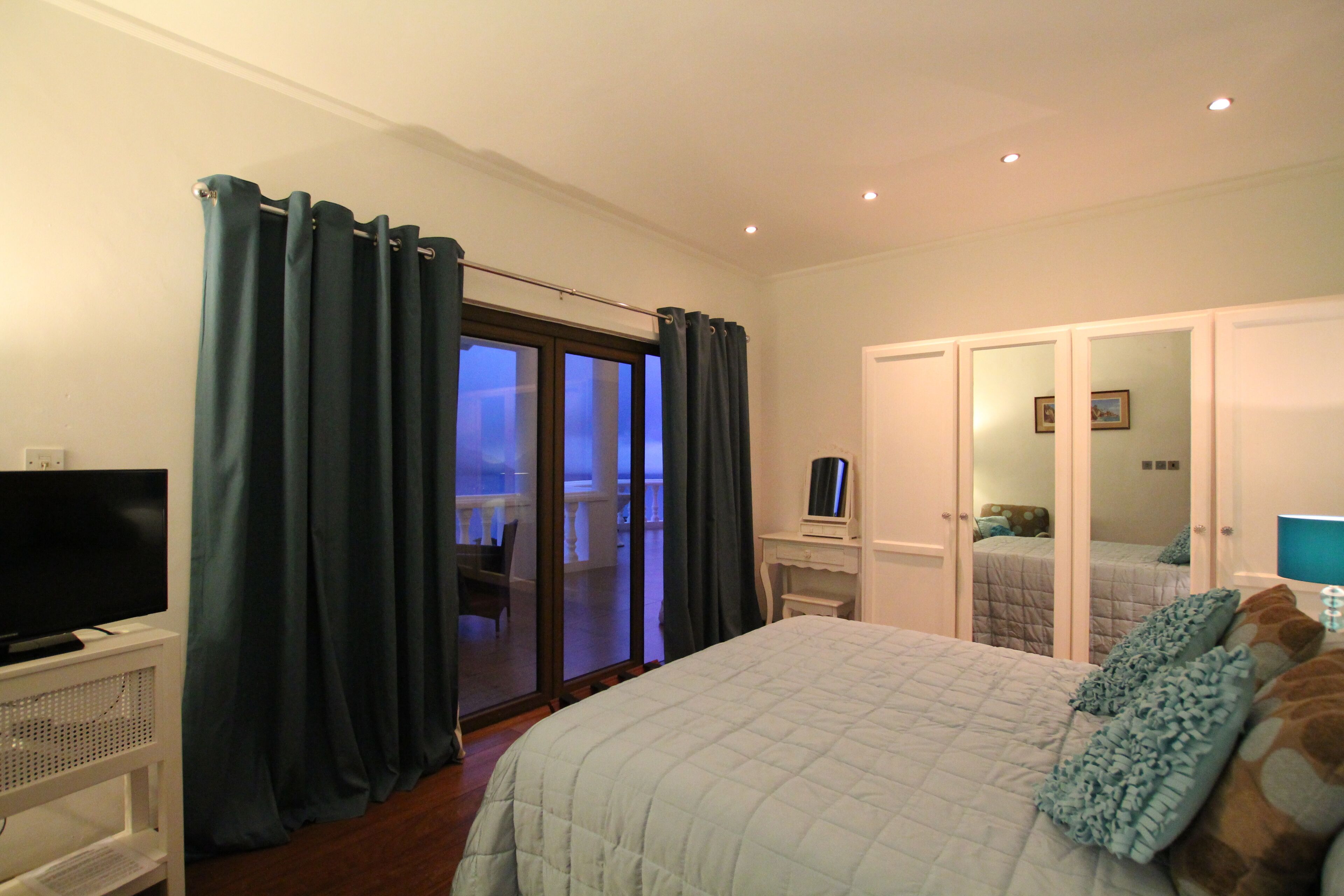 Villa, 4 Bedrooms, Smoking, Private Pool | 4 bedrooms, bed sheets