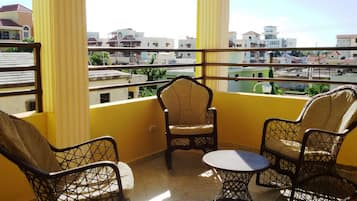 Estudio, 1 habitación, balcón, vista a la ciudad | Baño