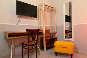 Standard-huone, 1 makuuhuone | 1 makuuhuone, ylelliset vuodevaatteet, untuvapeitot