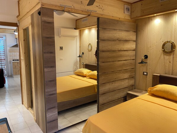 2 bedrooms
