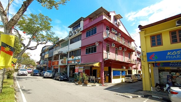 Unclassified image, 1 of 23, button - SPOT ON 90119 Bed's Guesthouse (Kuching)