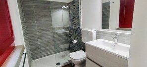Shower, hair dryer, bidet, towels - Agricontura: House of Lemons with shared swimming pool and breakfast room (Contura)