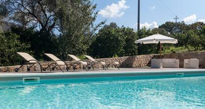 Agricontura: House of Lemons with shared swimming pool and breakfast room