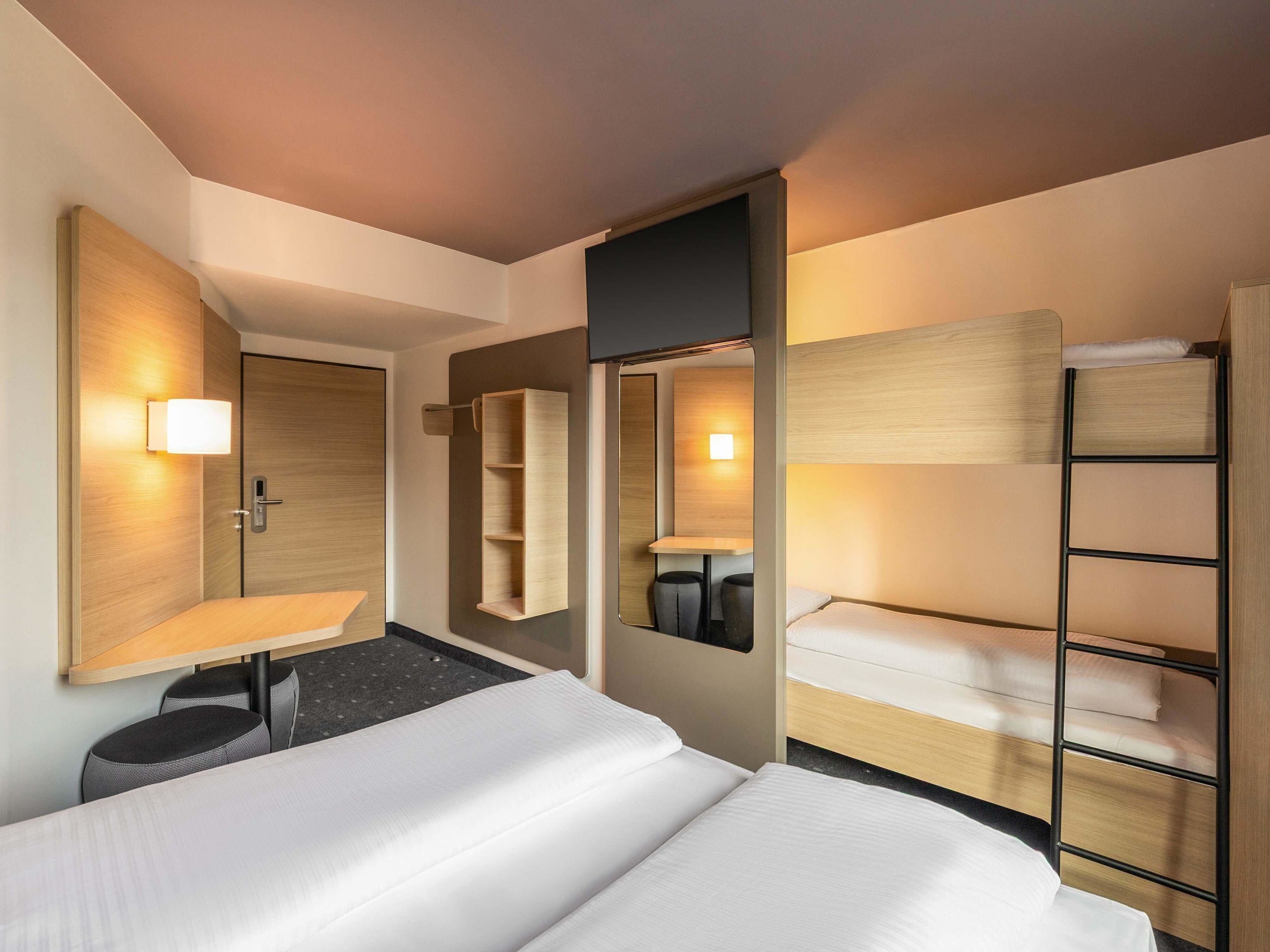 Photo - B&B Hotel Düsseldorf-City