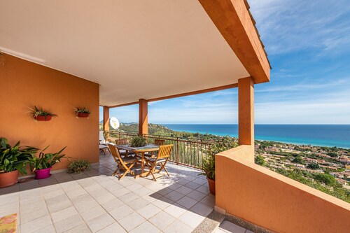 Panorama fantastique - "Villa Onofrio" avec vue sur la mer, terrasse, balcon et Wi-Fi