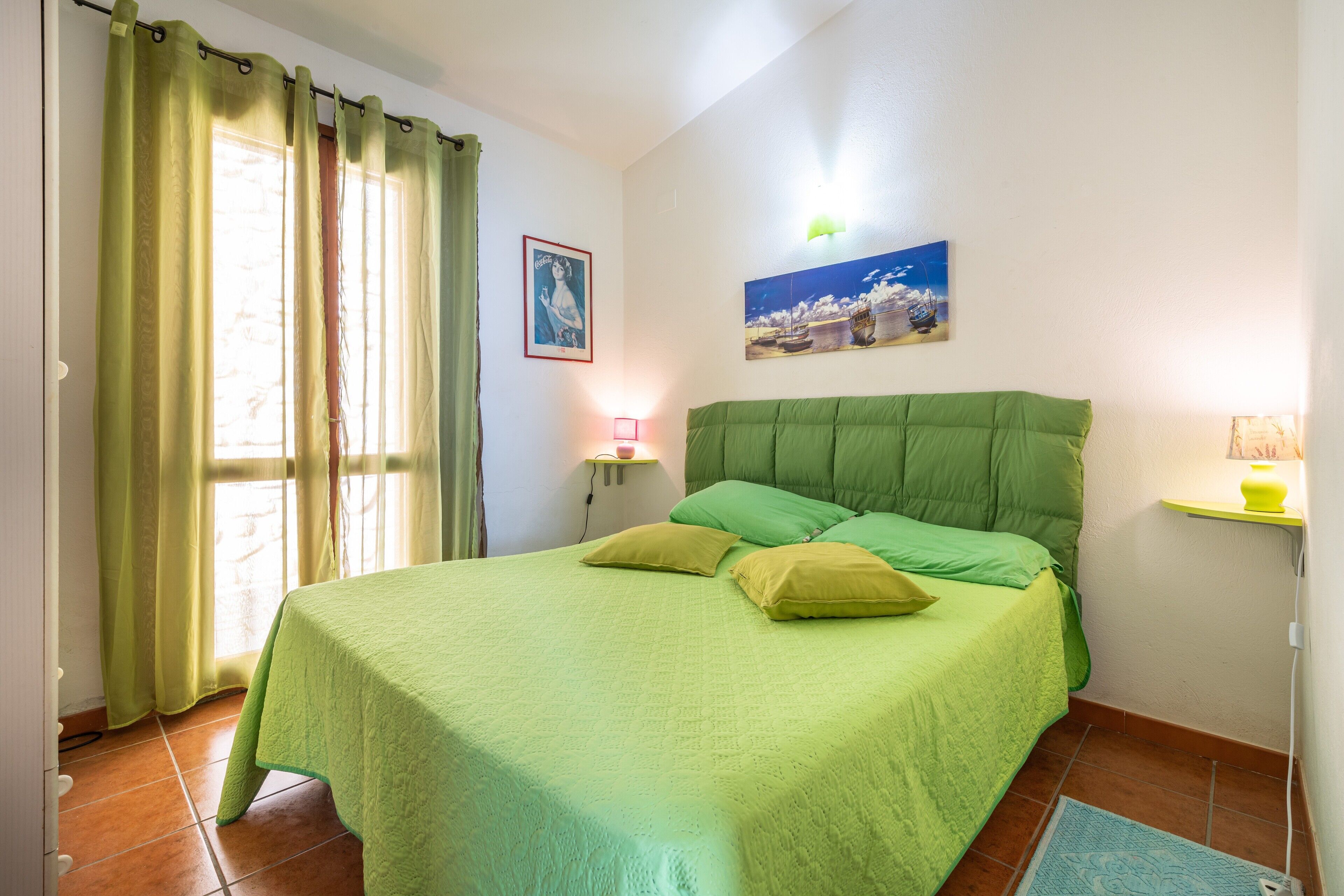 3 bedrooms, iron/ironing board, free WiFi, bed sheets