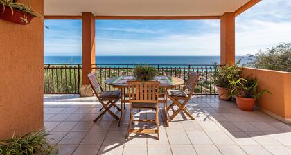 Fantastic panorama – "Villa Onofrio" with sea view, terrace, balcony and Wi-Fi
