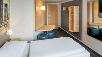 Desk, laptop workspace, soundproofing, free WiFi