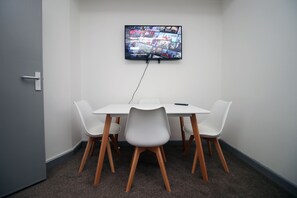 Restauration dans la chambre