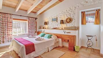 3 間睡房、熨斗/熨衫板、免費 Wi-Fi、床單