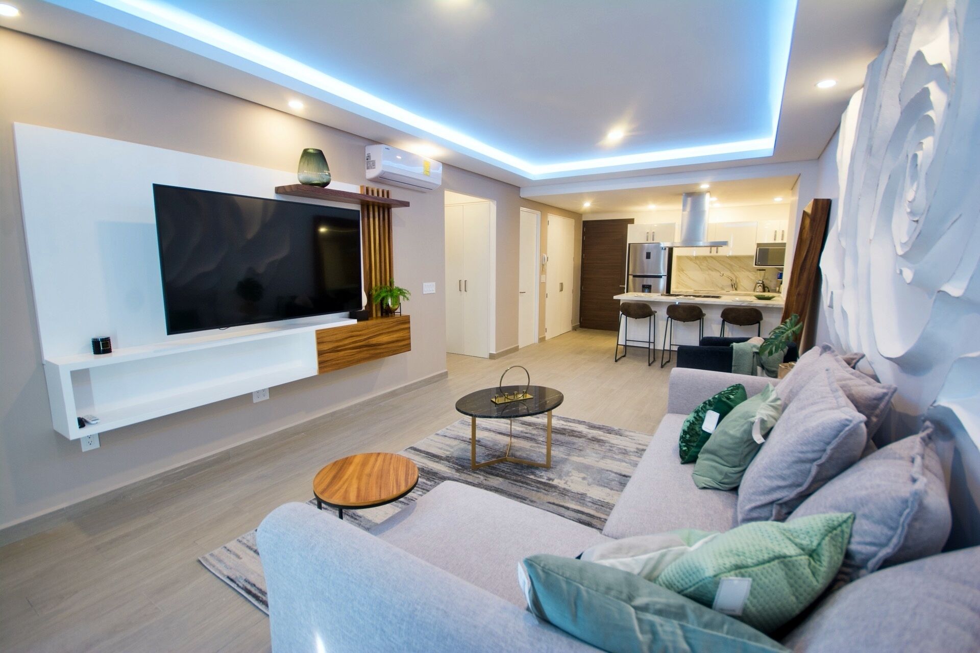 Real View Towers, Real Center, 1st Floor Spectacular 1 BR, Sanitized, Zona Real