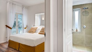 Unclassified image, 5 of 12, button - Sorrento Golden Apartment (Sorrento)