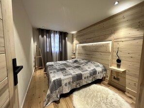 3 chambres, fer et planche à repasser, Wi-Fi gratuit