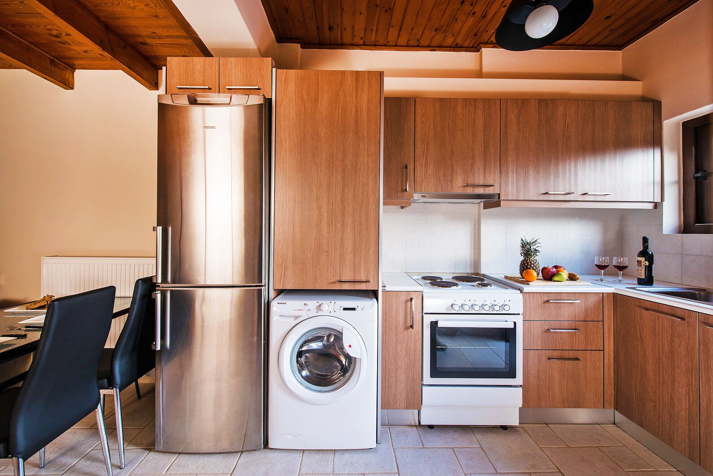 Elia 3 maisonette,Near Heraklion, beach & taverns