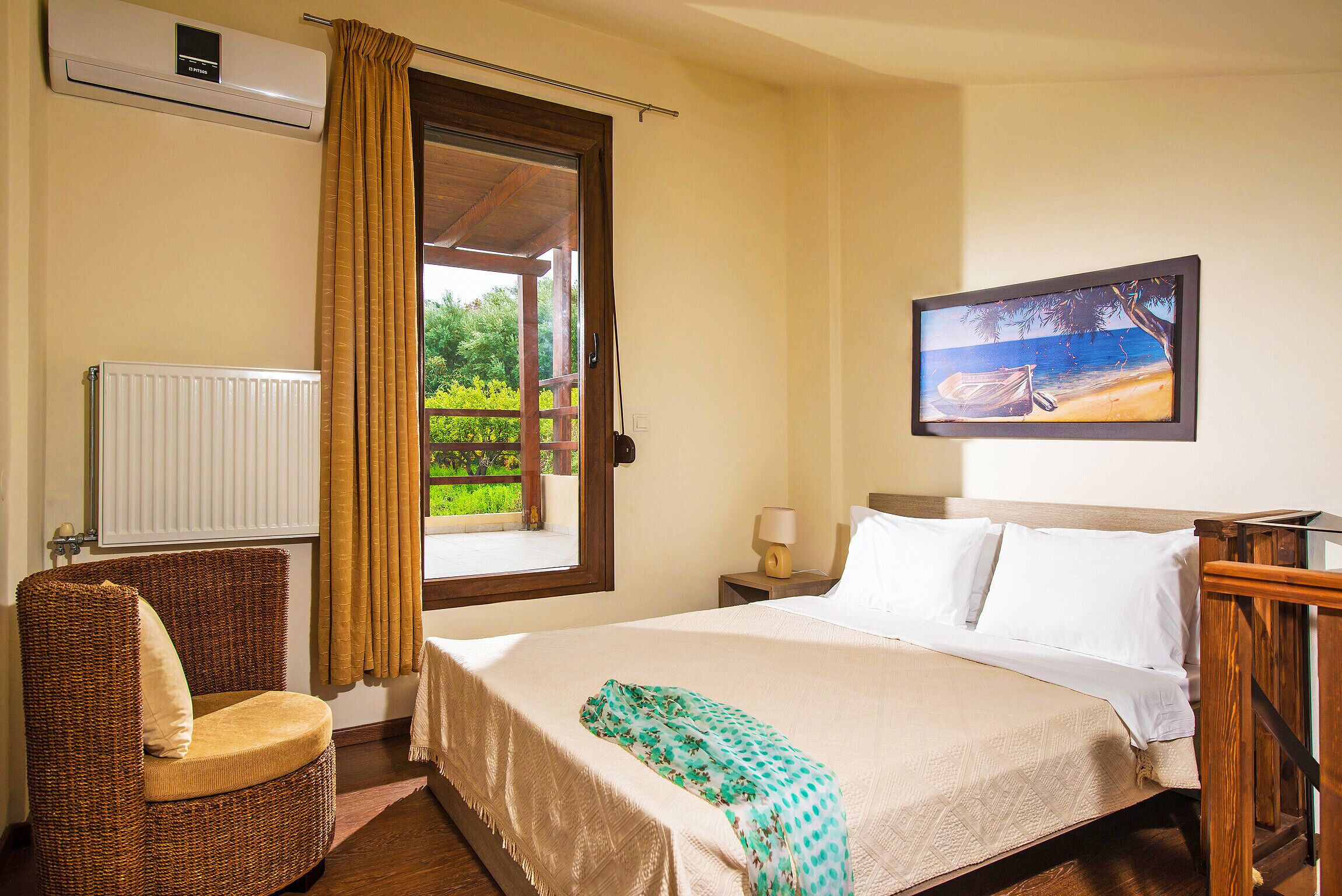 Elia 4 maisonette,Near Heraklion, beach & taverns