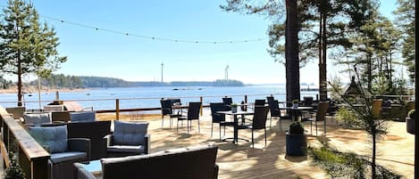 Sun deck