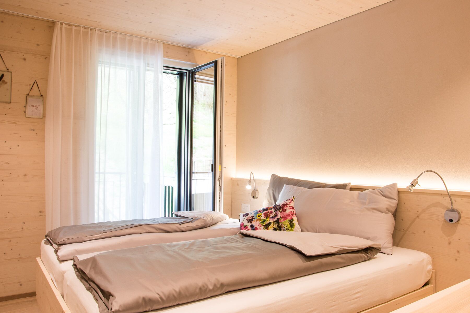 comfort double or twin room | 1 bedroom, in-room safe, desk, free wifi