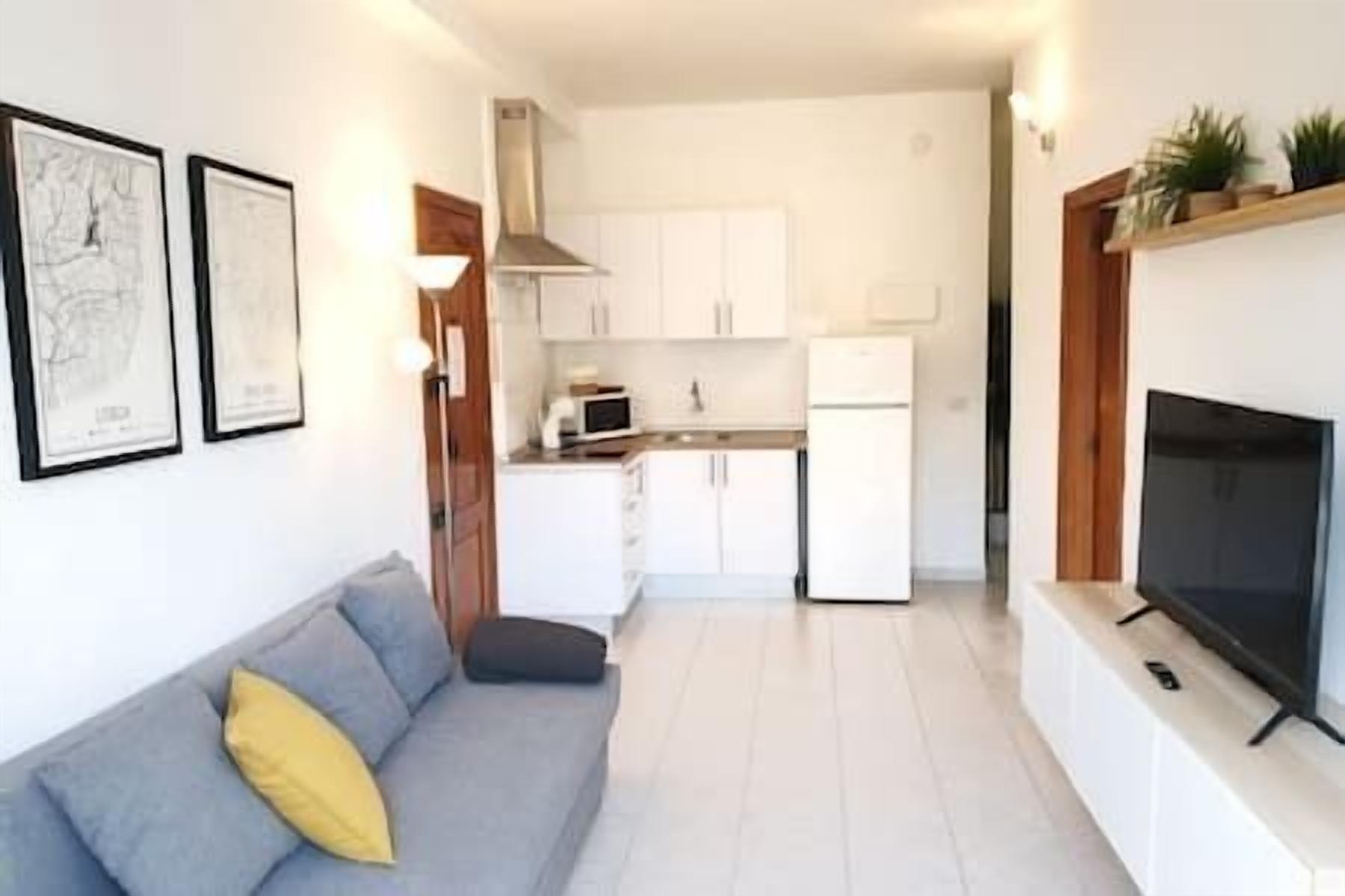 Castillo Beach Flat by Canary365