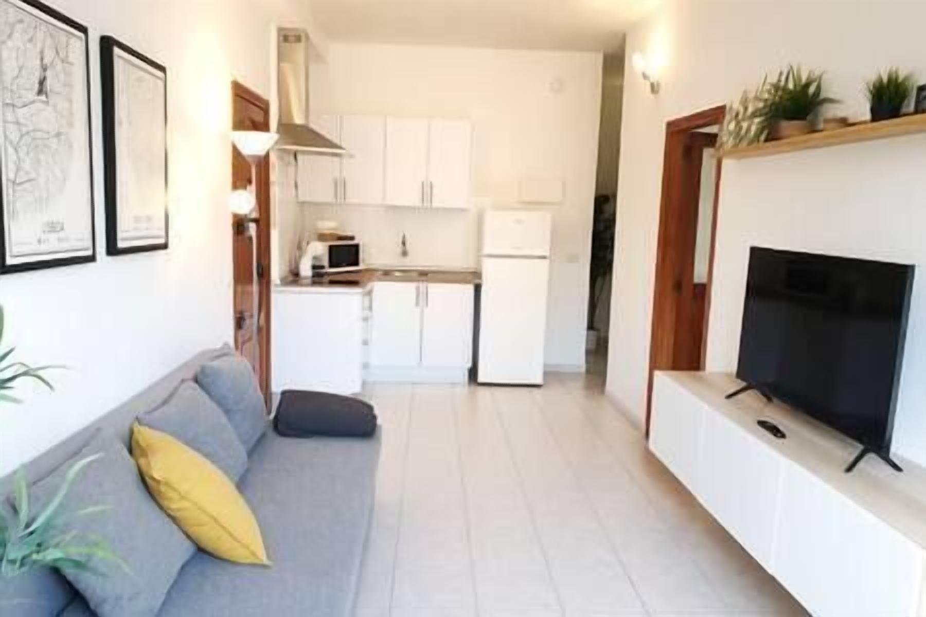 Castillo Beach Flat by Canary365