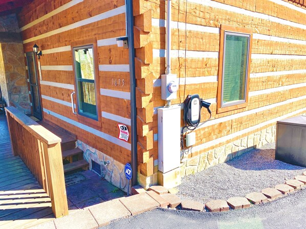 Cabin, 2 Bedrooms | Exterior