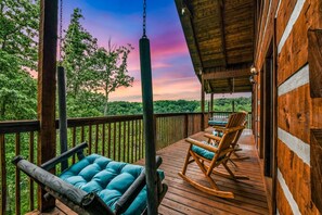 Cabin, 2 Bedrooms | Terrace/patio