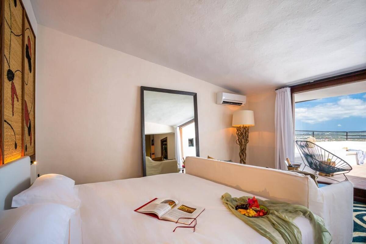 Tweepersoonskamer, uitzicht op zee | Luxe beddengoed, geluiddichte muren, gratis wifi, beddengoed