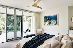Room - Seaview House Luxury Coastal Escape Lorne (Lorne)