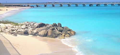 "Beachside Retreat" 2 Bedroom / 2 Bath