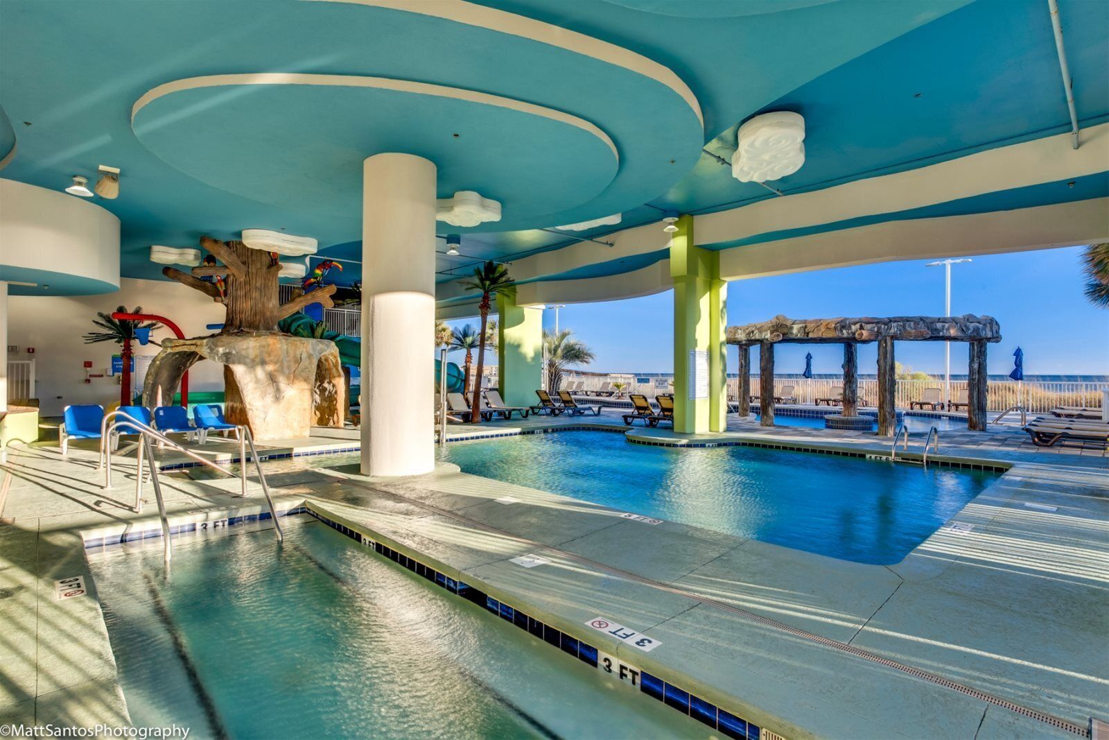 Condo (Towers On The Grove 1226) | Exterior