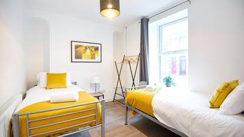 House | 4 bedrooms, individually decorated, individually furnished