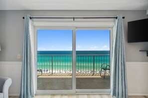 Condo, 1 cama King size y sofá cama (The Summit 1222) | Exterior