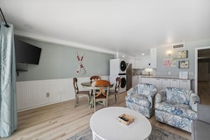 Condo, 1 cama King size y sofá cama (The Summit 1222) | Exterior