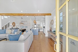 Smart TV, fireplace, DVD player, books