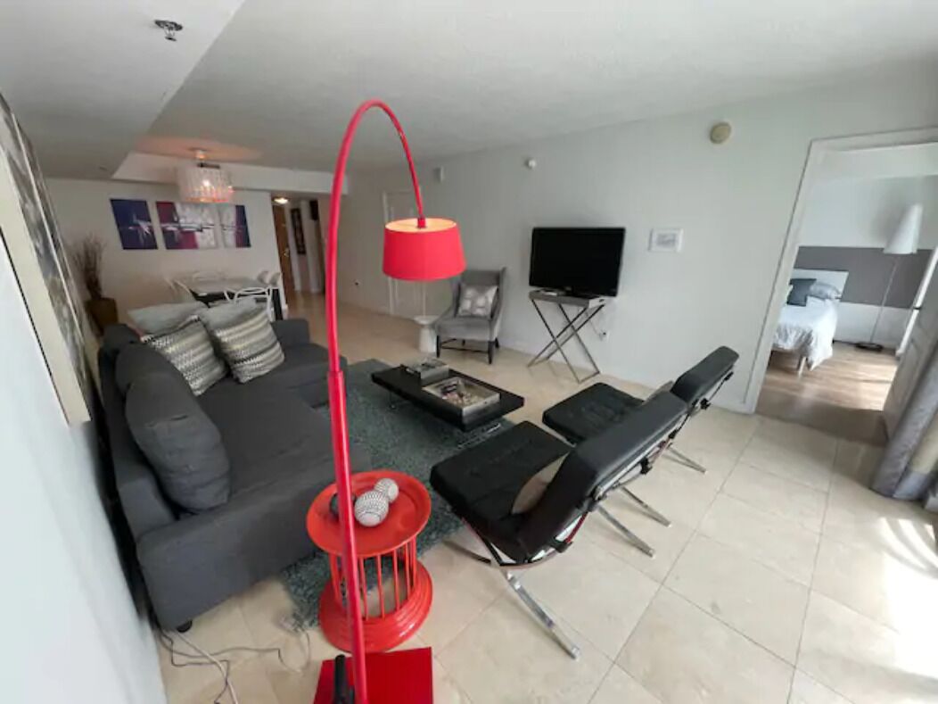 Brickell Large 2BR/2BH(8 p)Ocean View-Free Parking