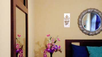 2 Schlafzimmer, BĂŒgeleisen/BĂŒgelbrett, kostenloses WLAN, BettwĂ€sche