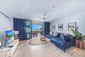 TV - By The Sea Shore Stunning Unit Pool Spa Views (Cannonvale)