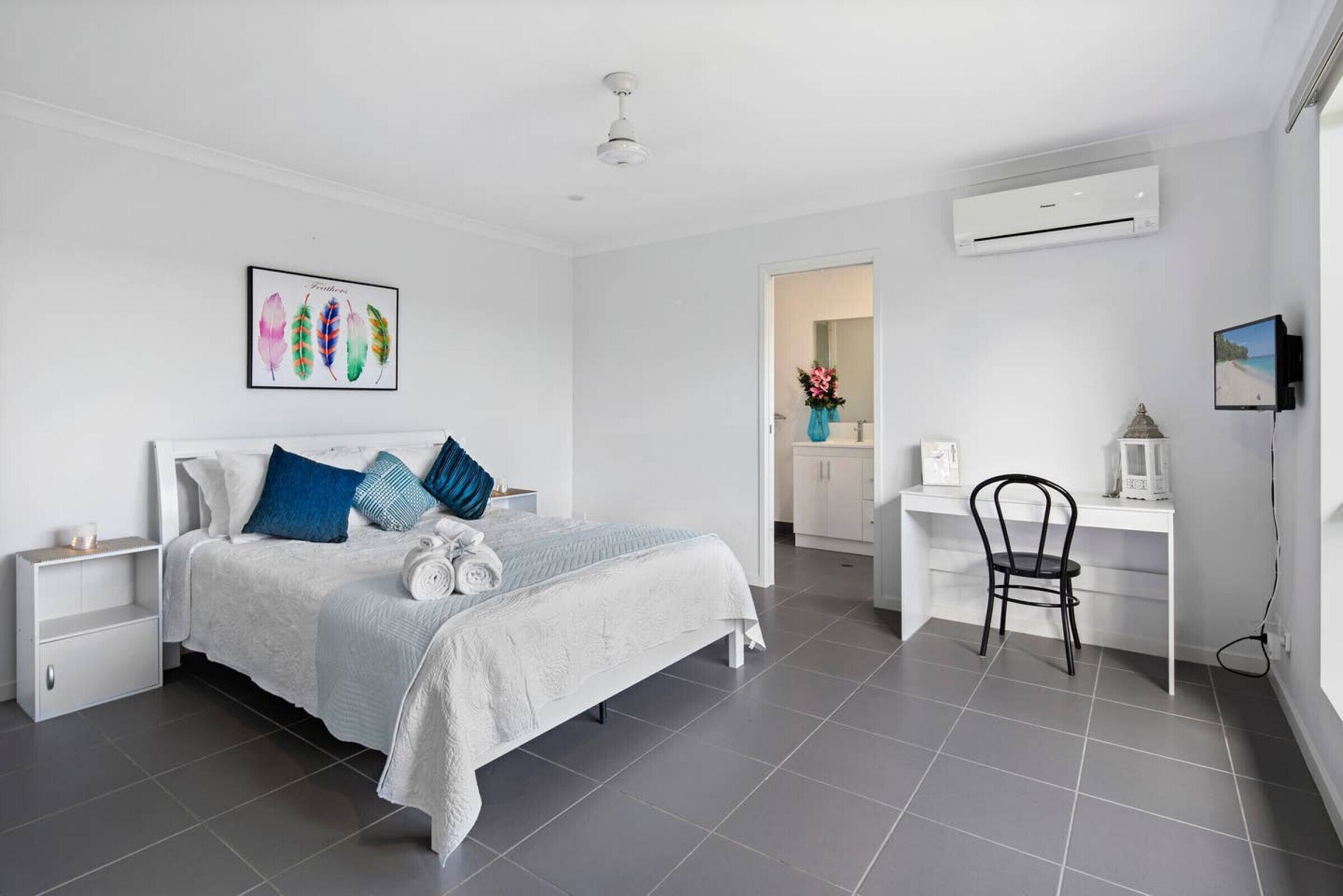 LEMAU Family Escape, Close To Town, Sleeps 8