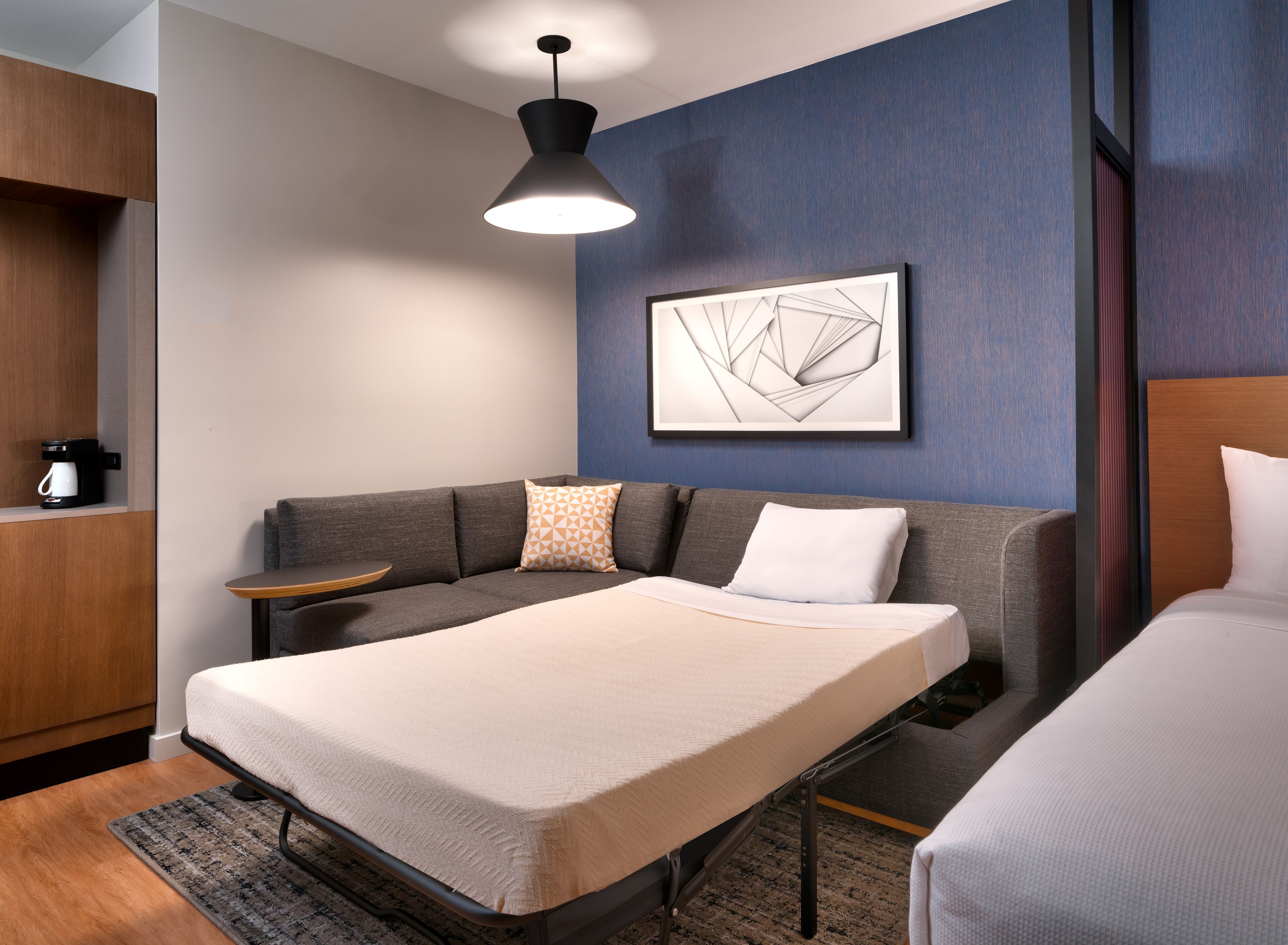 egyptian cotton sheets, premium bedding, down duvets, pillow-top beds