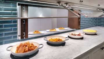 Free self-service breakfast on weekdays