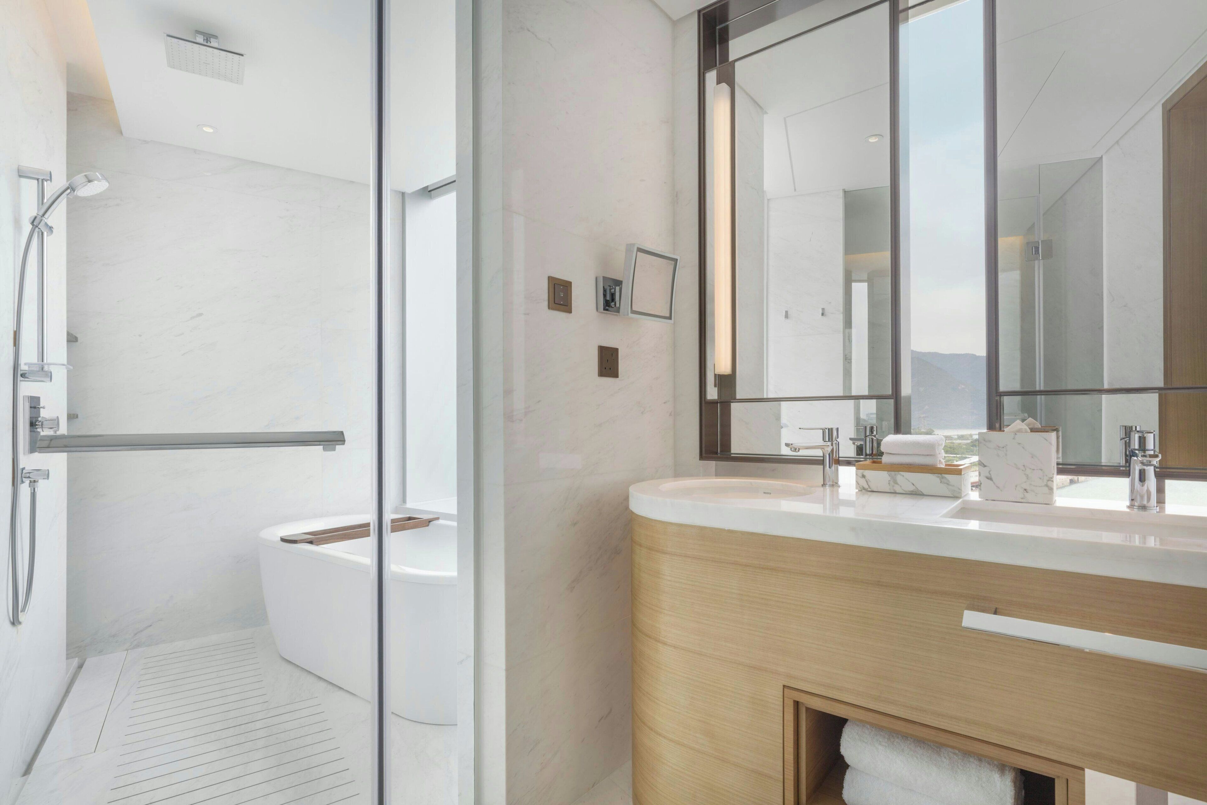 Photo - Sheraton Hong Kong Tung Chung Hotel