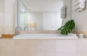 Bathtub, jetted bath