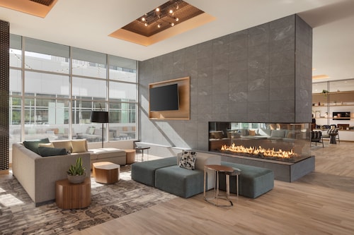 洲际酒店集团长住桥套房酒店 - 罗切斯特梅奥诊所区