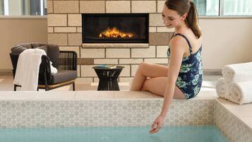 Private spa tub