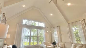 2 camere, una scrivania, ferro/asse da stiro, Wi-Fi gratuito