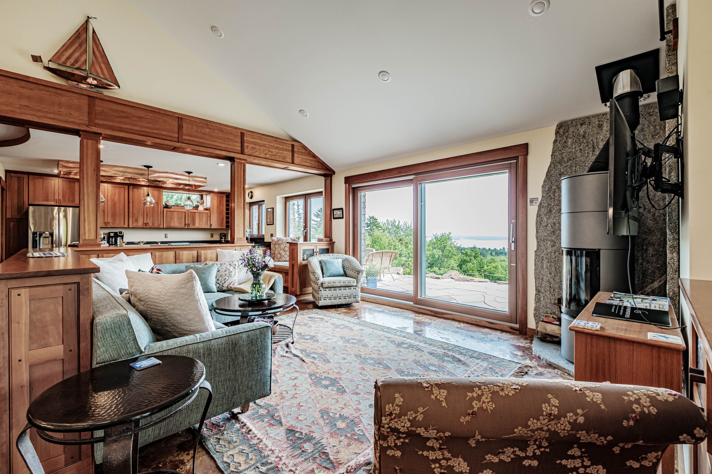 Cliff House - Ocean Views! Architectural designed, 4 Bedroom, 4 bath home!